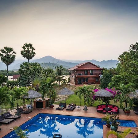 Villa Vedici Kampot Exteriör bild