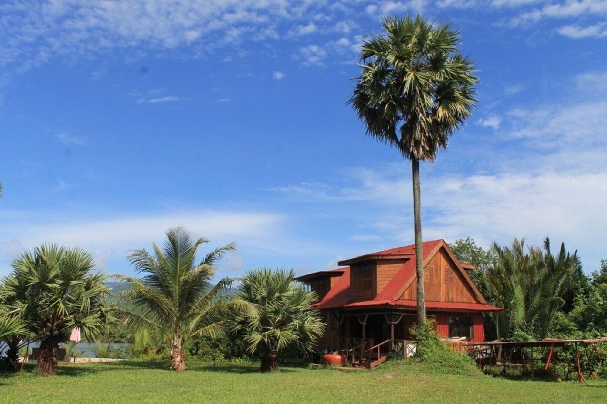 Villa Vedici Kampot Exteriör bild