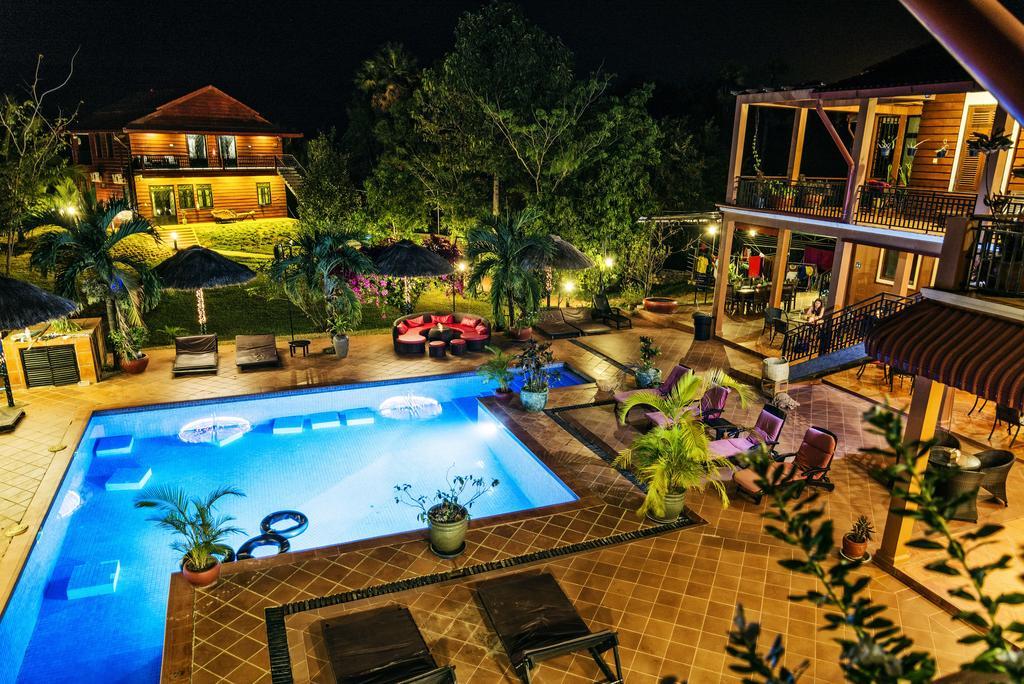 Villa Vedici Kampot Exteriör bild
