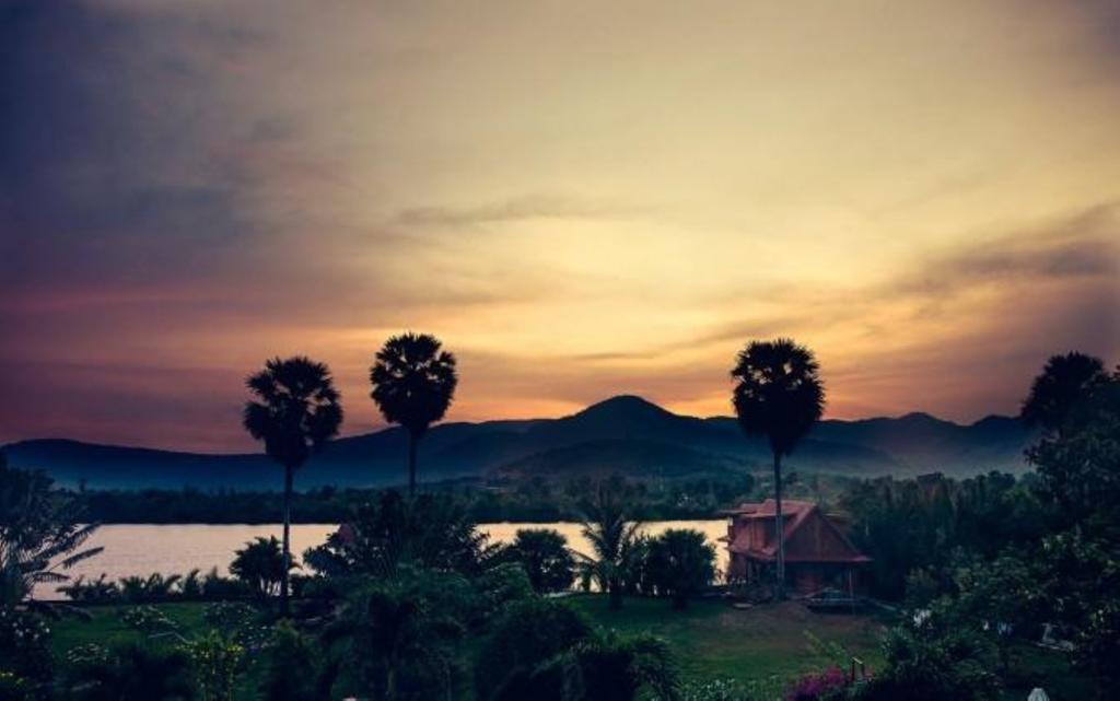Villa Vedici Kampot Exteriör bild